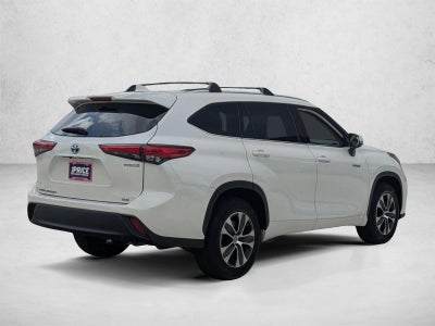 2021 Toyota Highlander Hybrid XLE FWD (Natl)