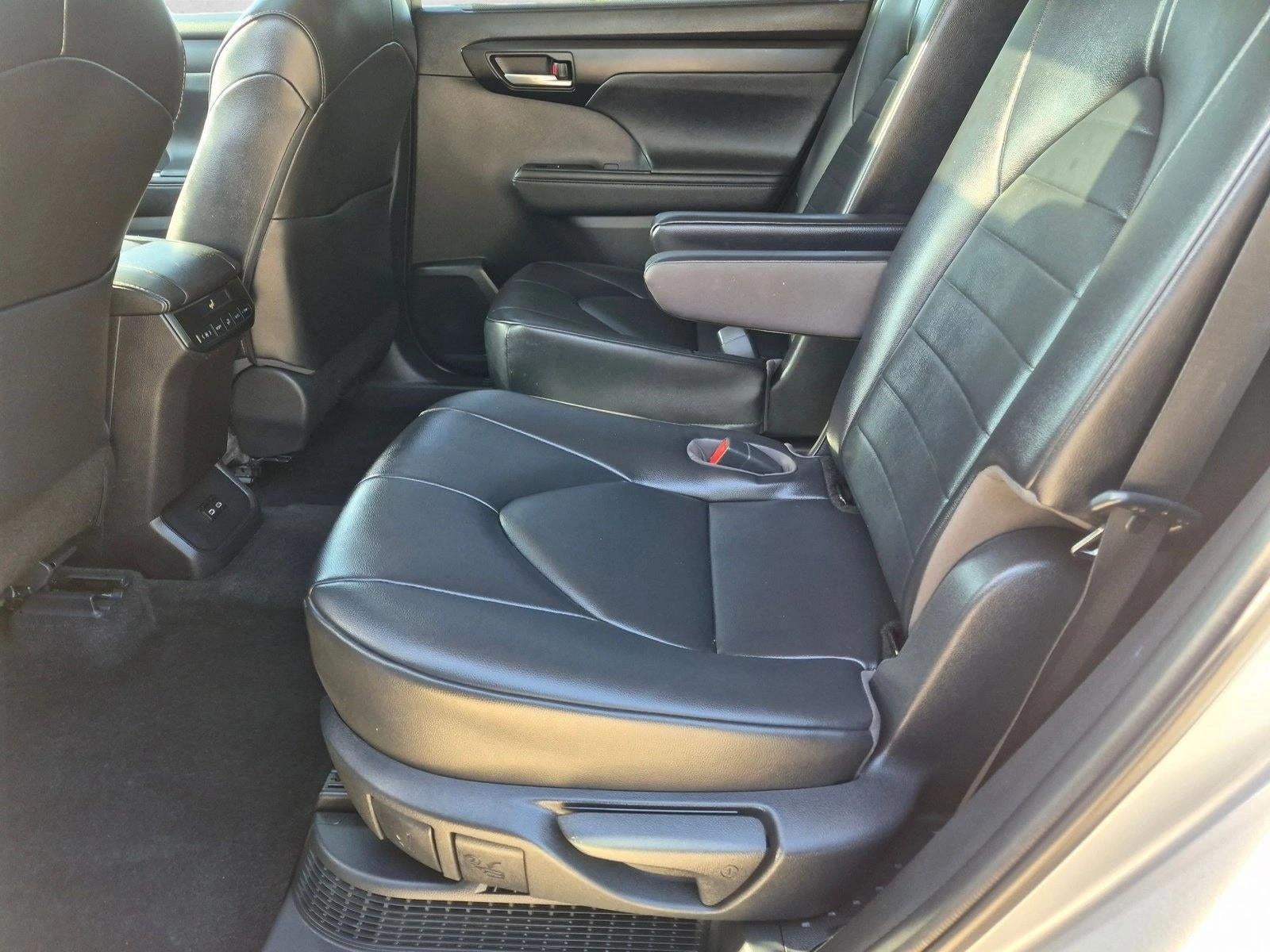 2023 Toyota Highlander Hybrid XLE FWD (Natl)