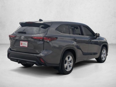 2024 Toyota Highlander LE FWD (Natl)