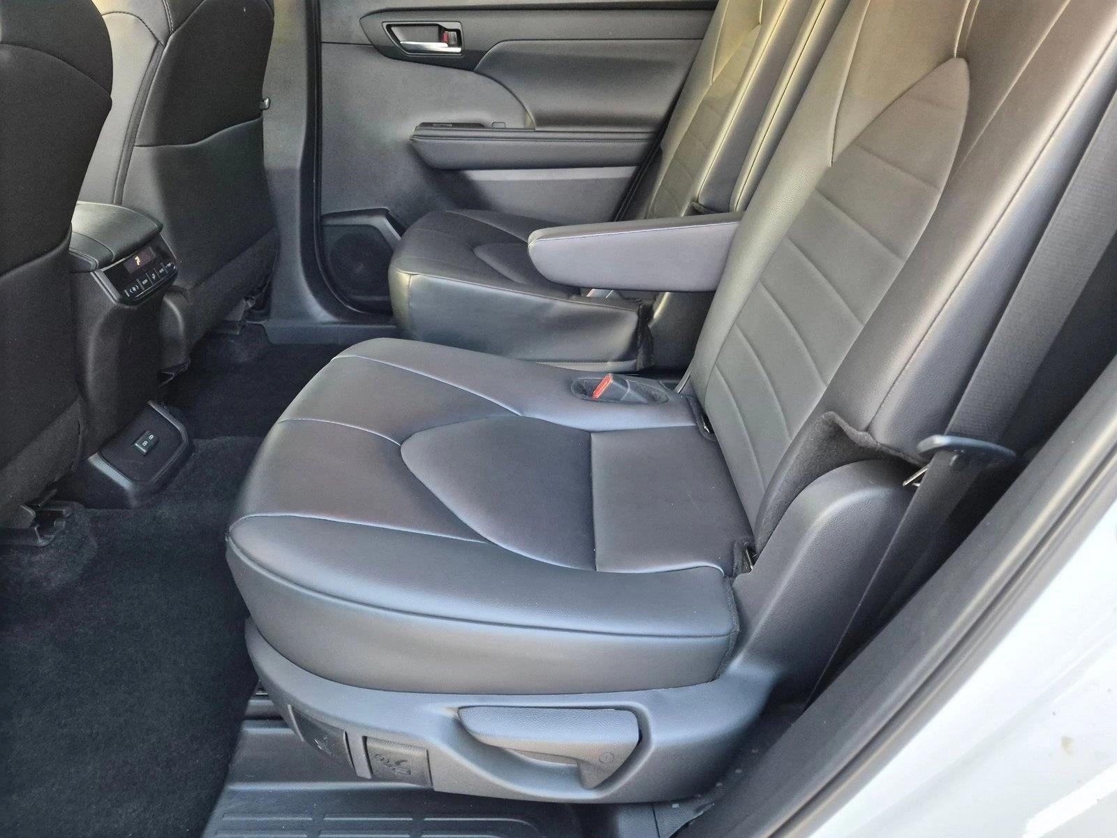 2024 Toyota Highlander XLE FWD (Natl)