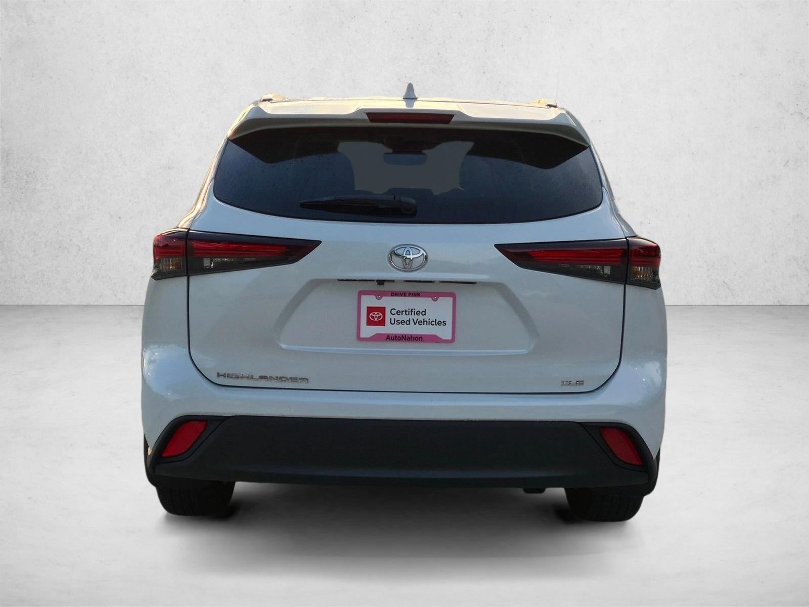 2024 Toyota Highlander XLE FWD (Natl)