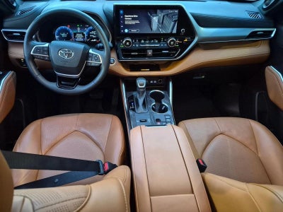 2024 Toyota Highlander Platinum FWD (Natl)