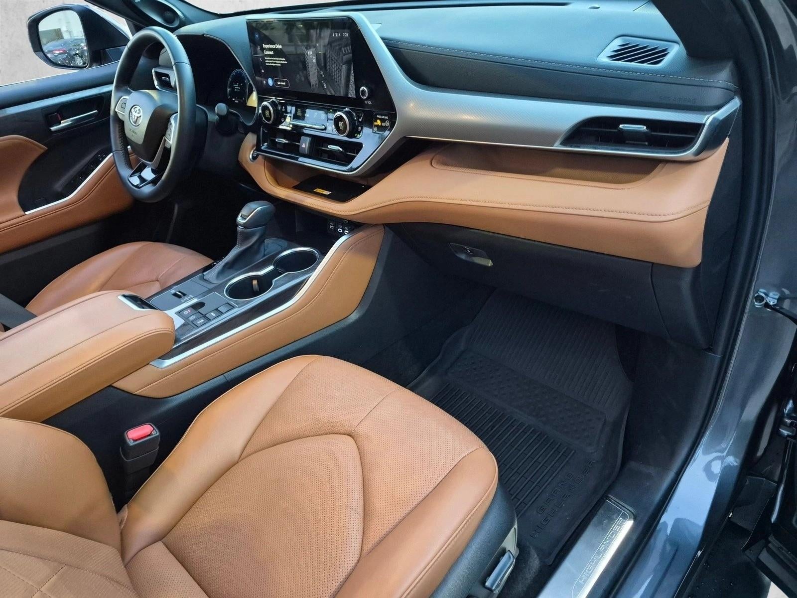 2024 Toyota Highlander Platinum FWD (Natl)