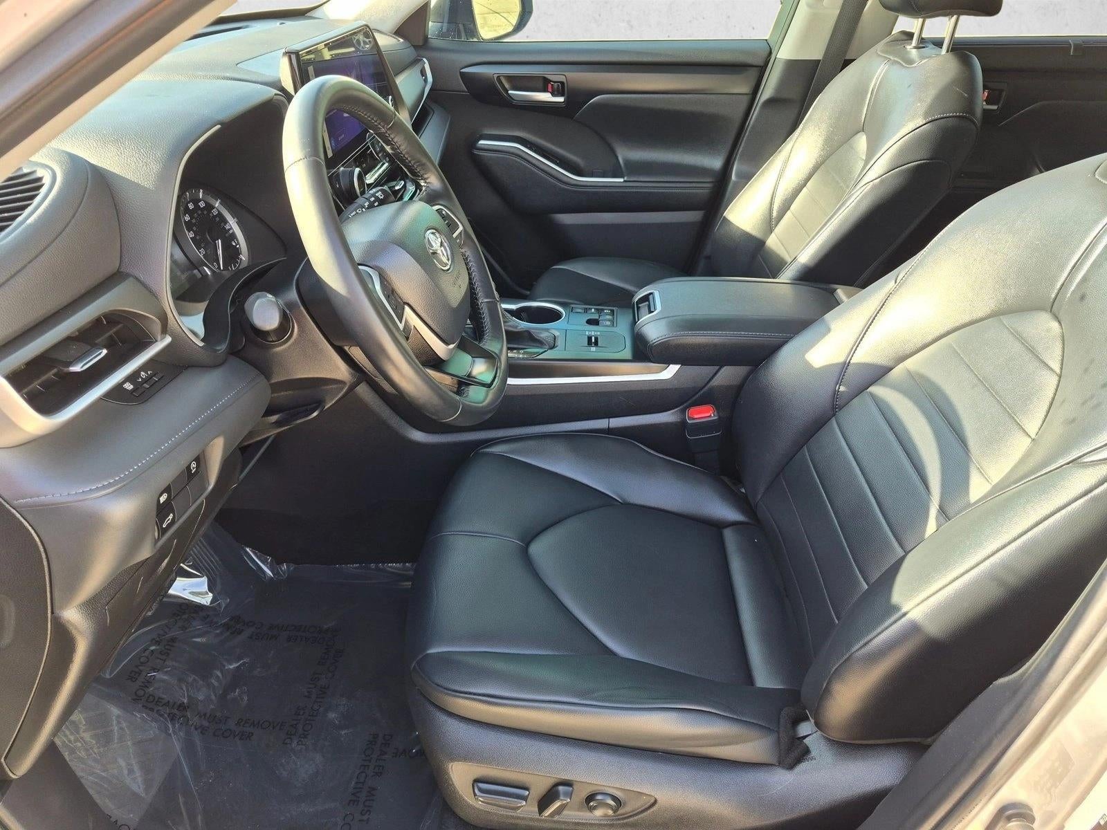 2023 Toyota Highlander XLE FWD (Natl)