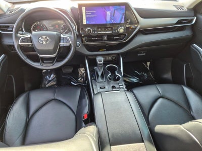 2023 Toyota Highlander XLE FWD (Natl)