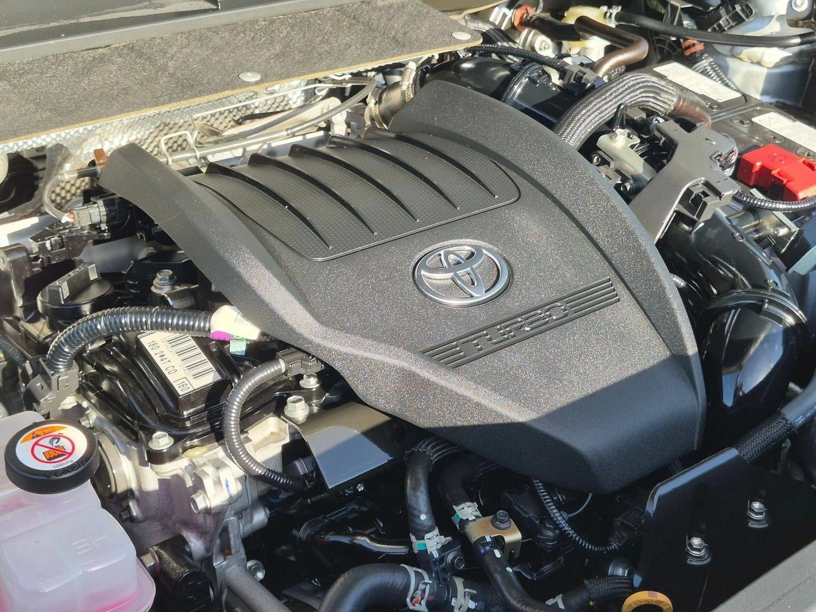 2023 Toyota Highlander XLE FWD (Natl)