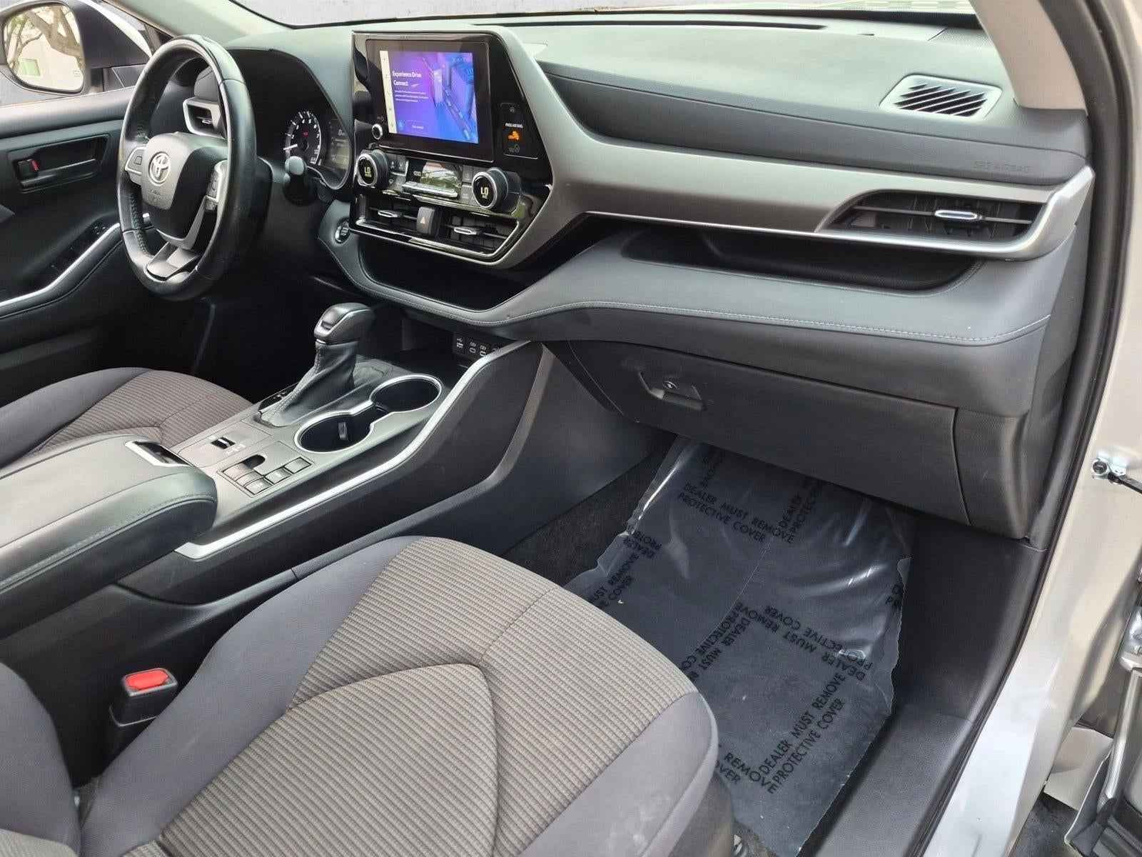 2023 Toyota Highlander LE FWD (GS)