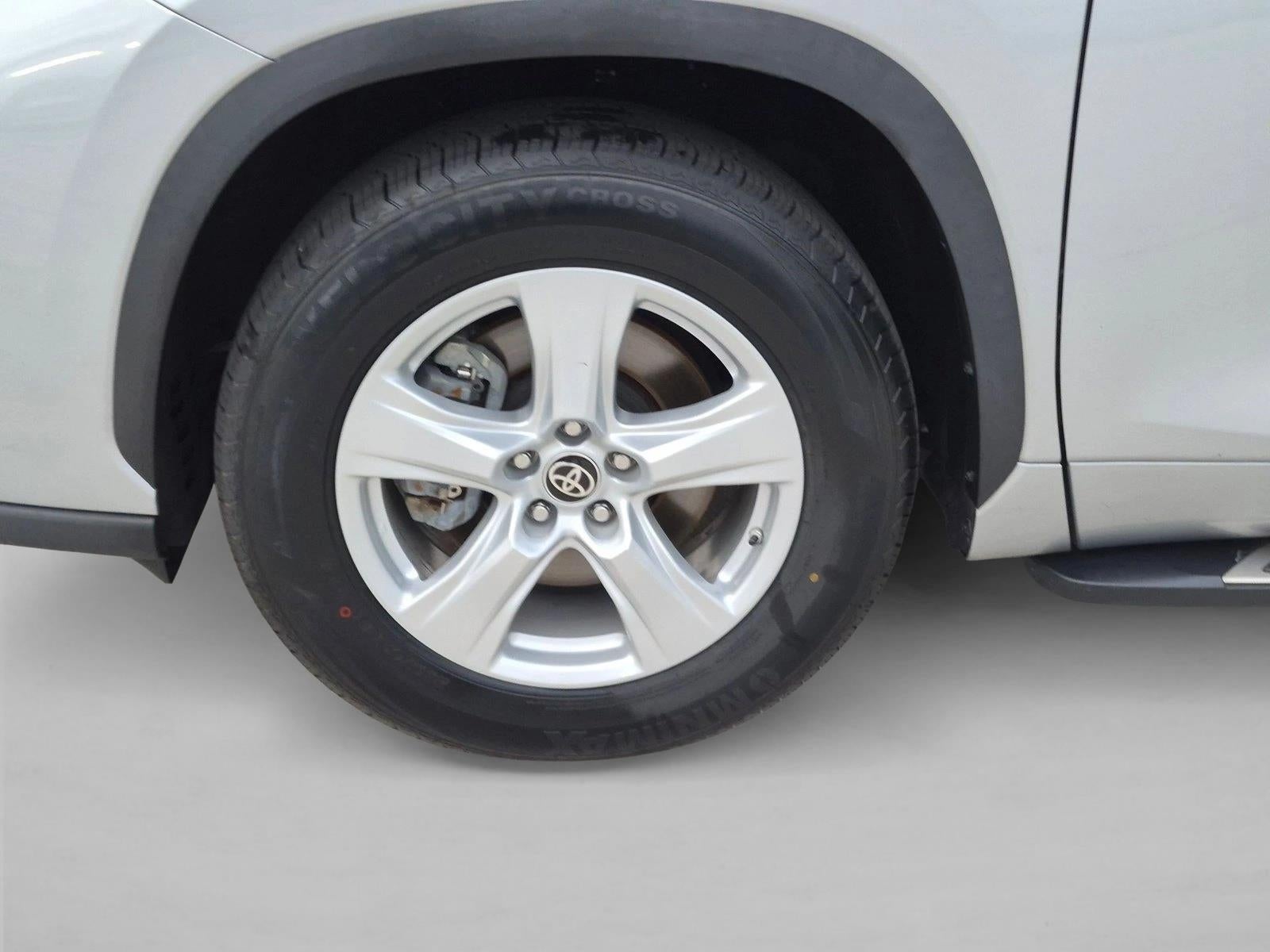2023 Toyota Highlander LE FWD (GS)