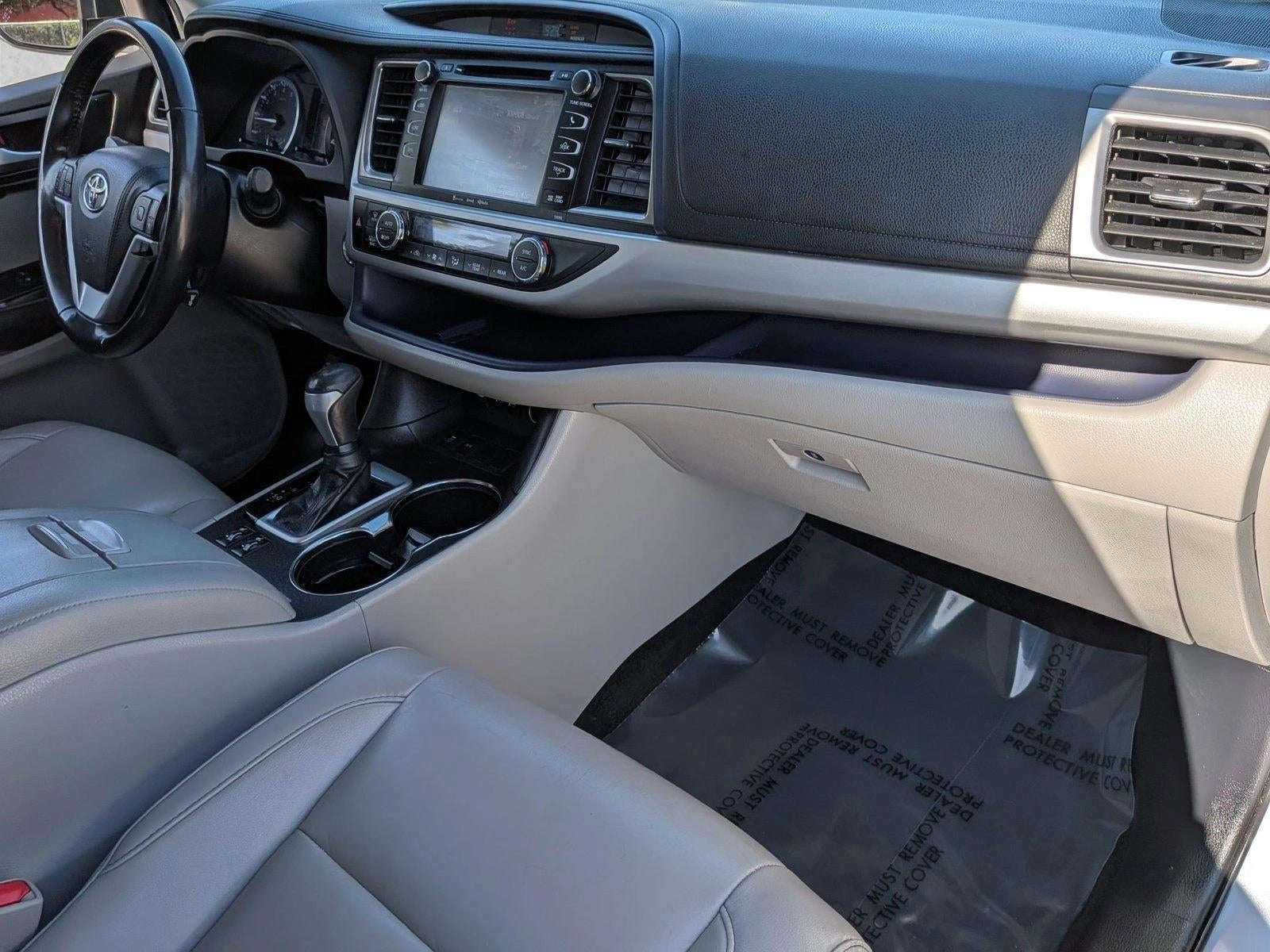 2019 Toyota Highlander XLE V6 FWD (Natl)
