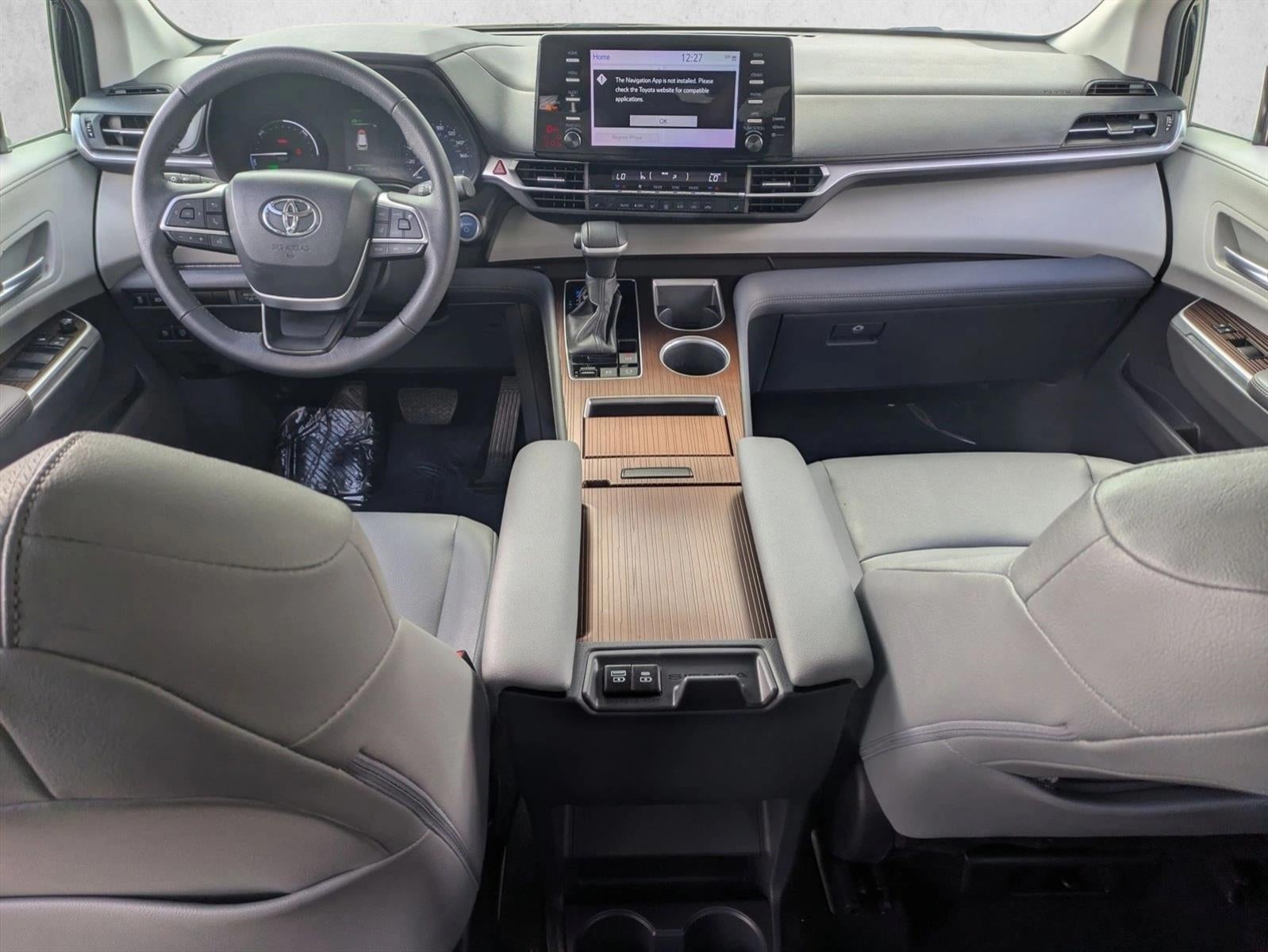 2024 Toyota Sienna XLE FWD 7-Passenger (Natl)