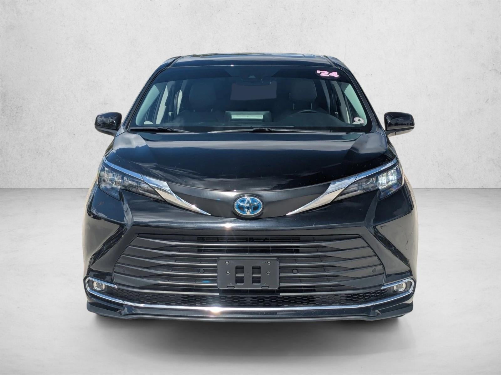 2024 Toyota Sienna XLE FWD 7-Passenger (Natl)