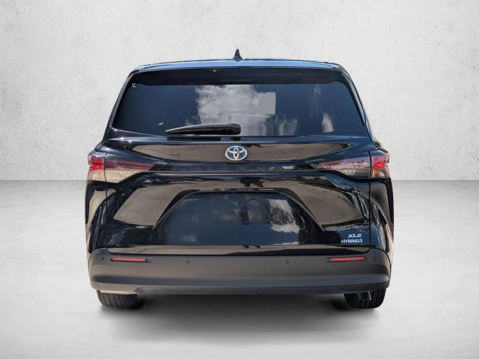 2024 Toyota Sienna XLE FWD 7-Passenger (Natl)
