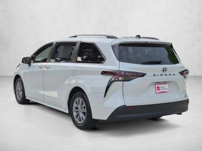 2023 Toyota Sienna XLE FWD 8-Passenger (Natl)
