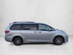 2019 Toyota Sienna XLE FWD 8-Passenger (Natl)