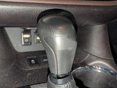 2019 Toyota Highlander LE I4 FWD (Natl)