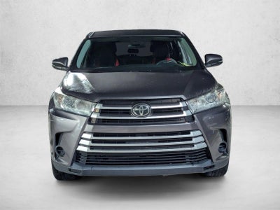 2019 Toyota Highlander LE I4 FWD (Natl)