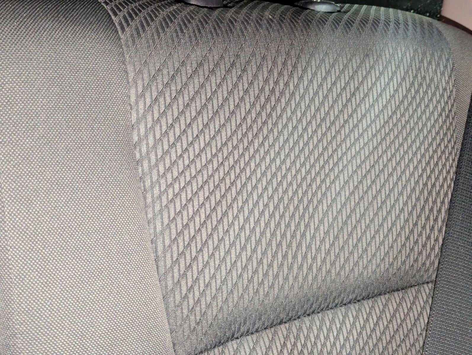 2019 Toyota Highlander LE I4 FWD (Natl)