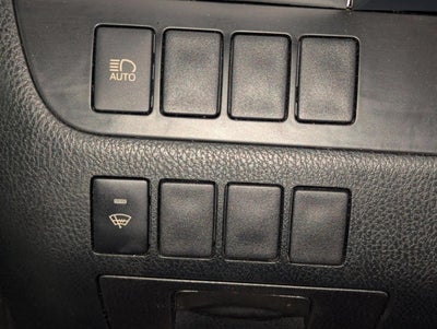 2019 Toyota Highlander LE I4 FWD (Natl)