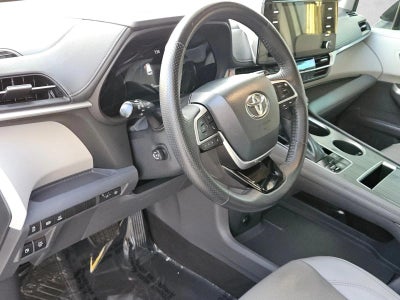 2022 Toyota Sienna Limited FWD 7-Passenger (GS)