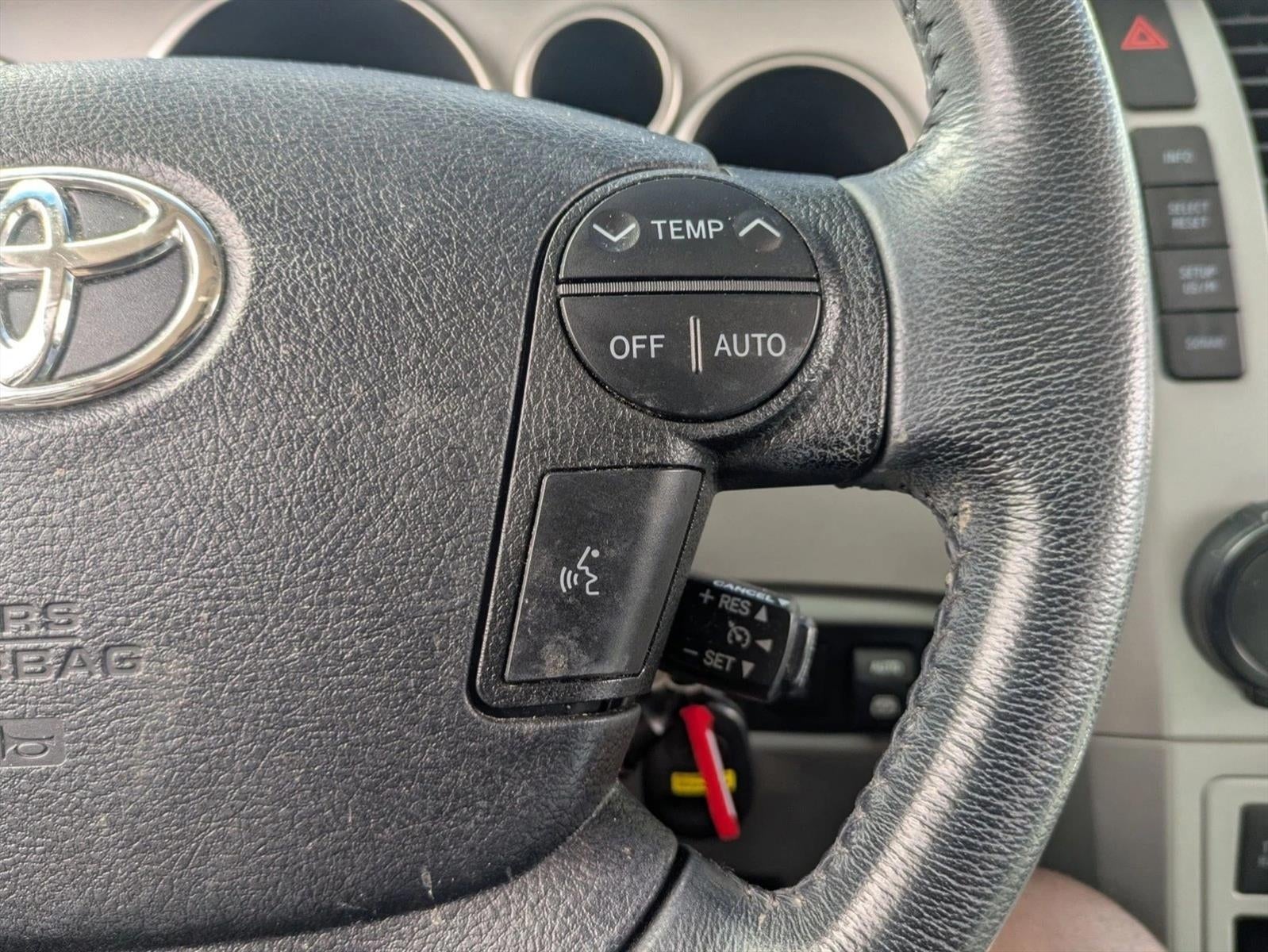 2008 Toyota Sequoia RWD 4dr LV8 6-Spd AT Ltd (Natl)