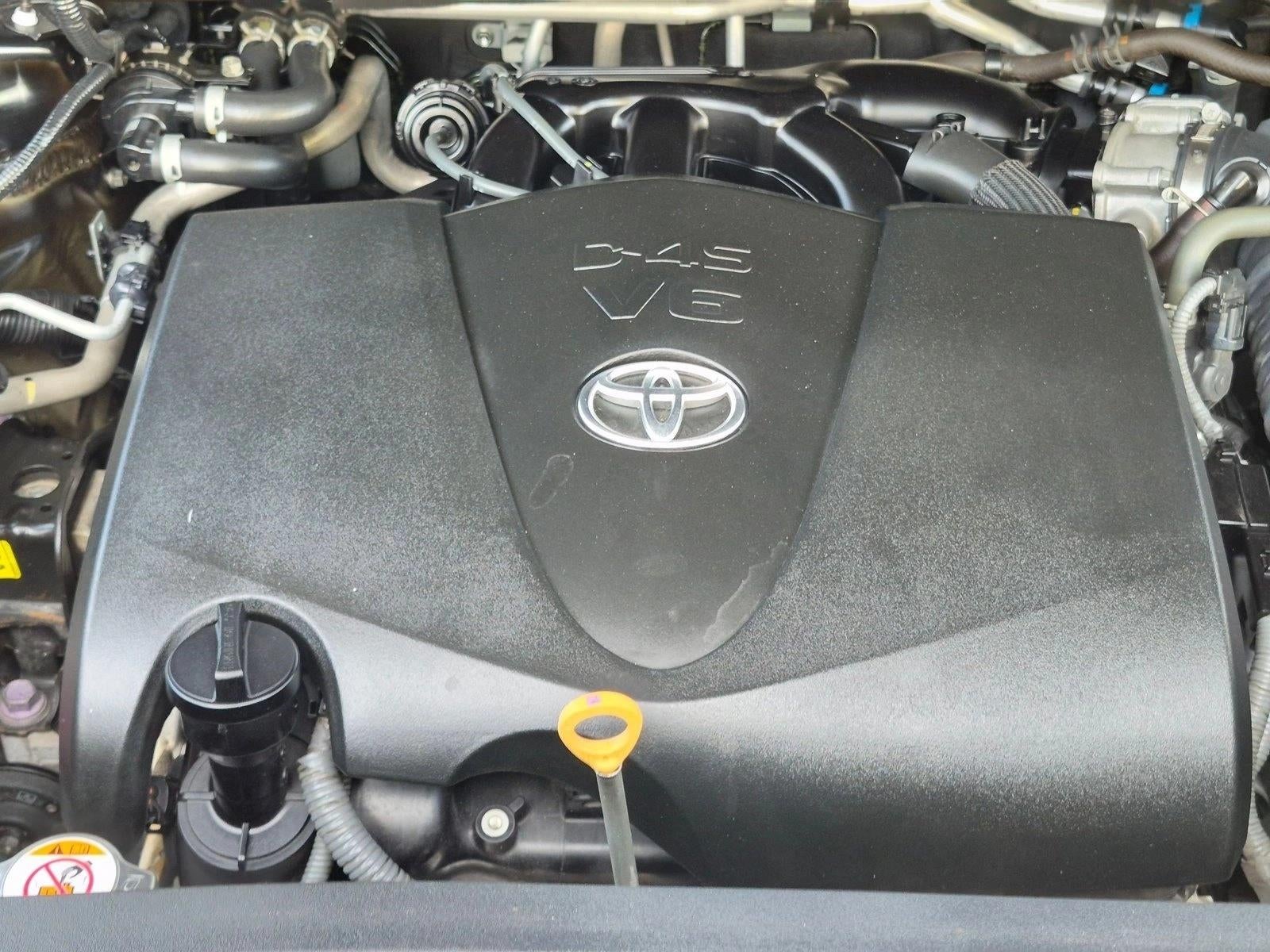 2021 Toyota Highlander LE FWD (GS)