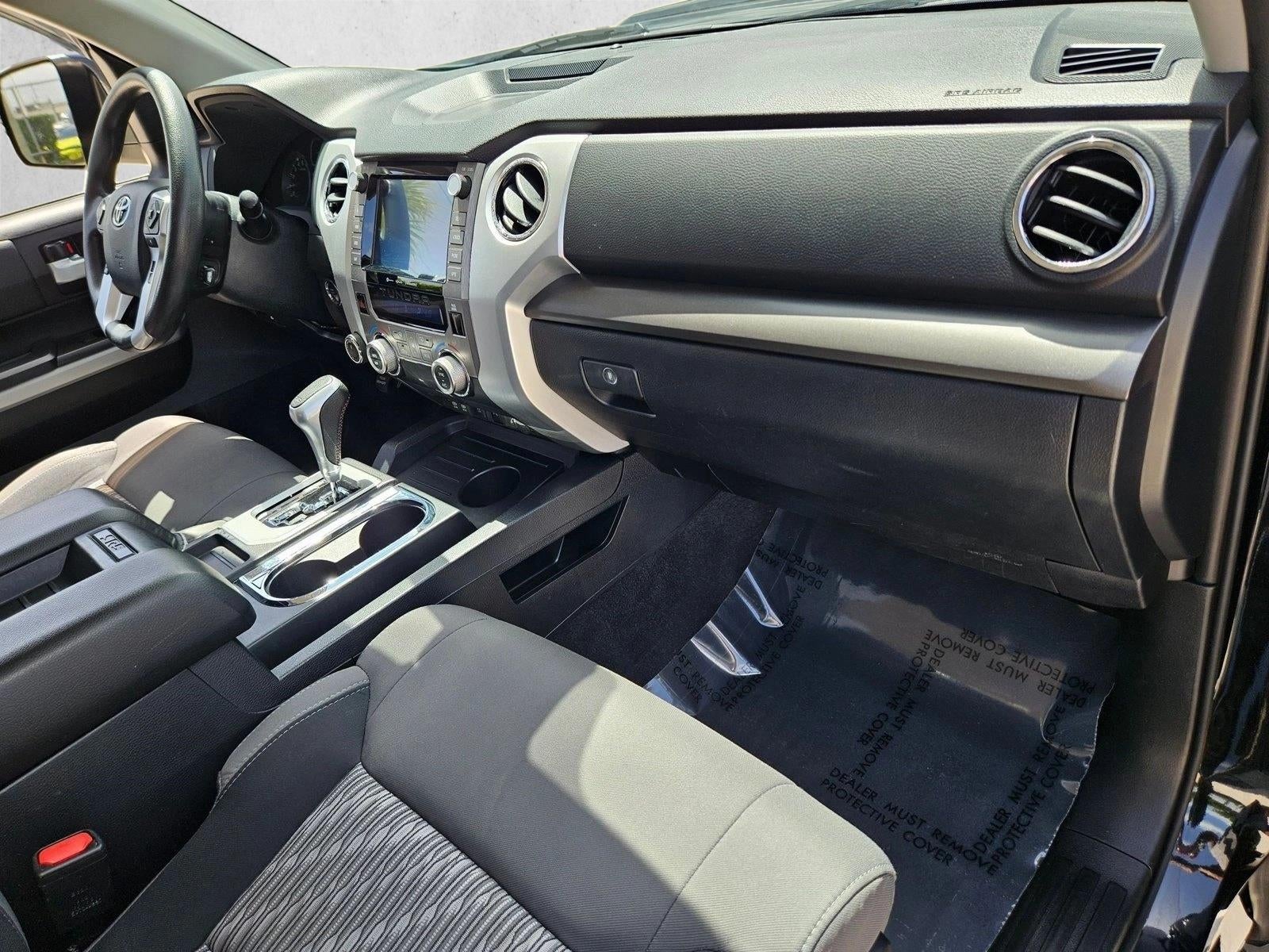 2020 Toyota Tundra 4WD 4WD SR5 CrewMax 5.5' Bed 5.7L (SE)