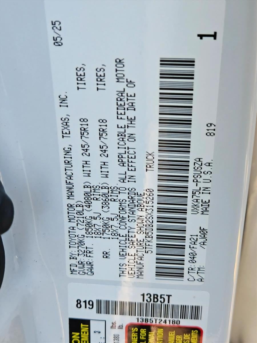 2025 Toyota Tundra 4WD 4WD SR CrewMax 5.5' Bed (Natl)