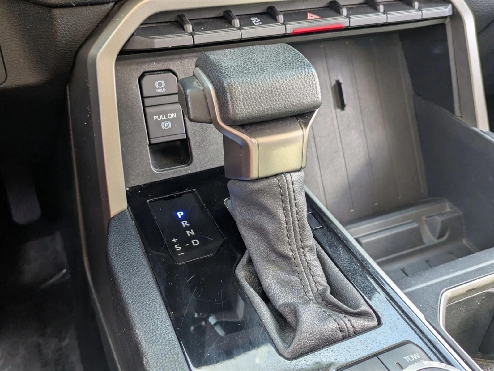 2022 Toyota Tundra 4WD 4WD SR5 Double Cab 6.5' Bed (Natl)