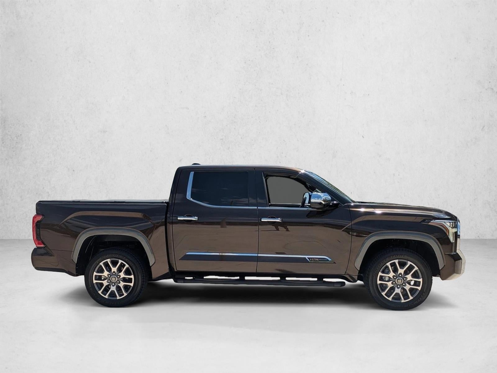 2022 Toyota Tundra 4WD 4WD 1794 Edition CrewMax 5.5' Bed (Natl)
