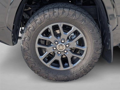 2022 Toyota Tundra 2WD 2WD Platinum CrewMax 5.5' Bed (SE)