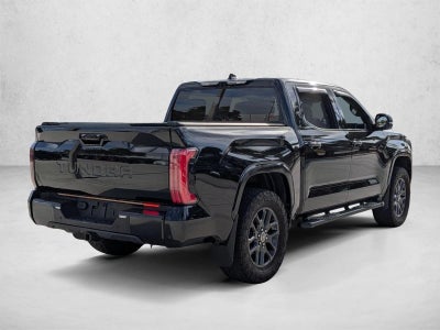 2022 Toyota Tundra 2WD 2WD Platinum CrewMax 5.5' Bed (SE)
