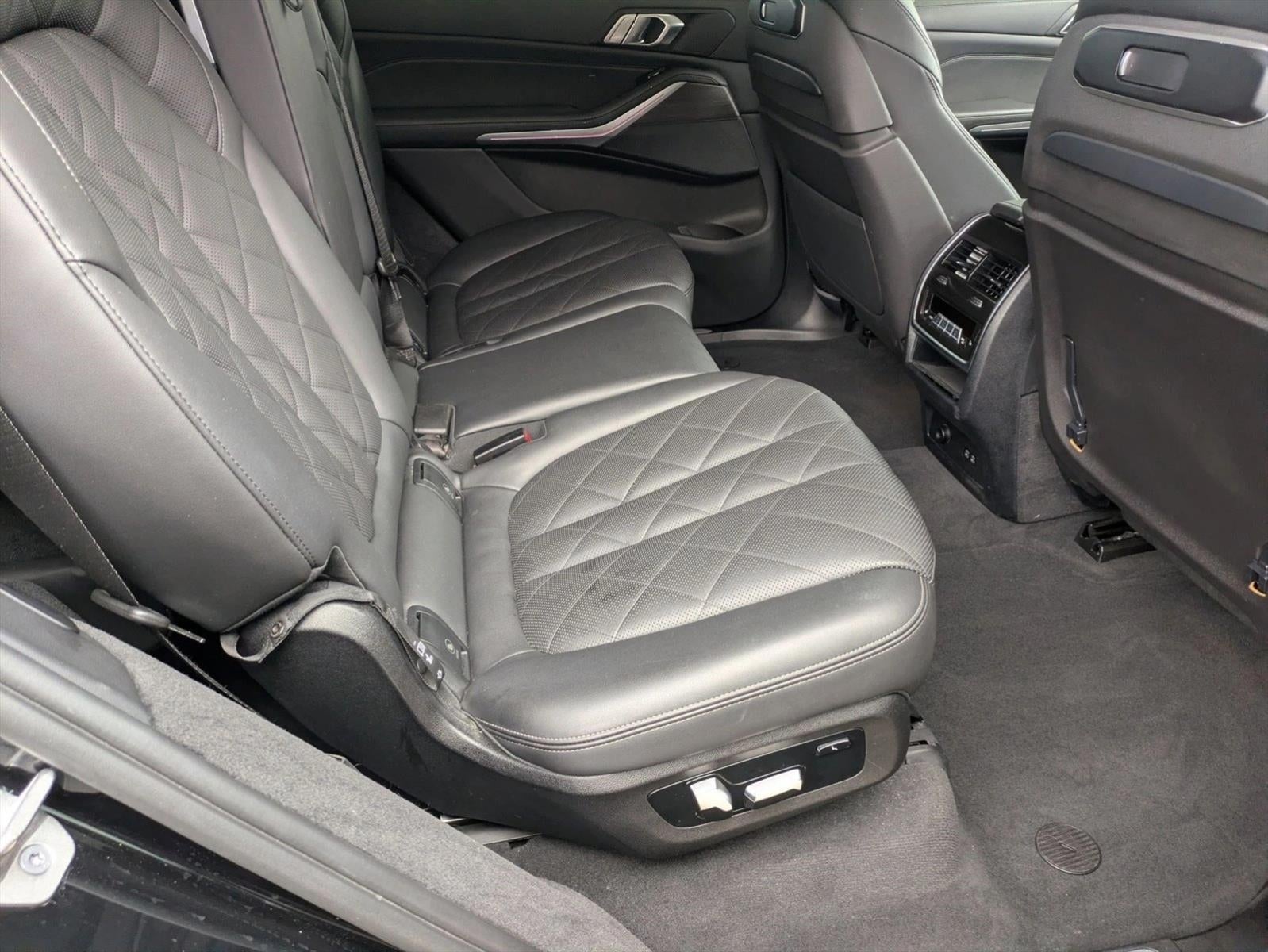 2023 BMW X7 xDrive40i Sports Activity Vehicle