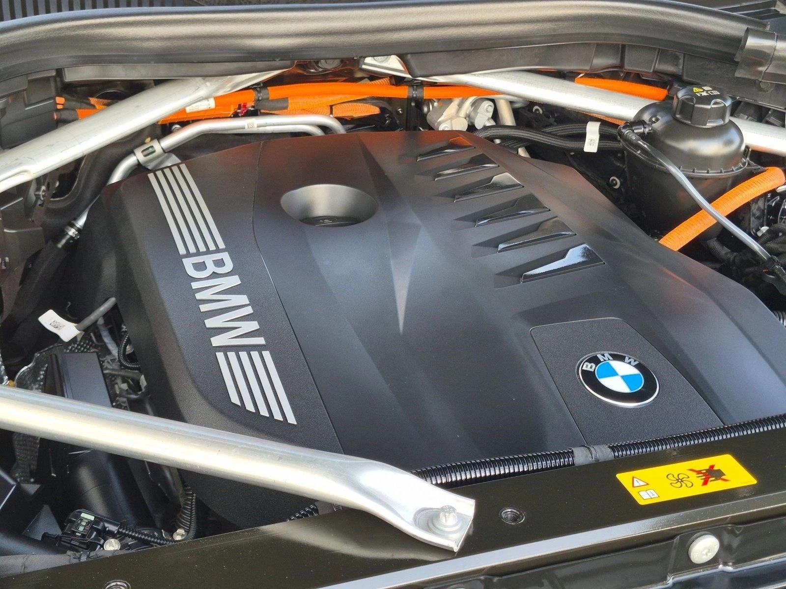 2025 BMW X5 xDrive50e Plug-In Hybrid