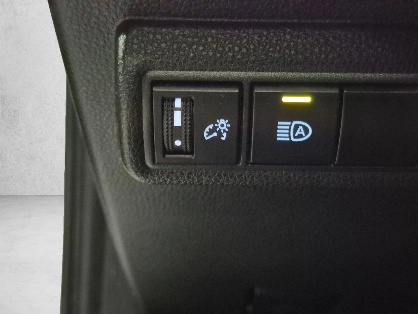 2024 Toyota Corolla LE CVT (Natl)
