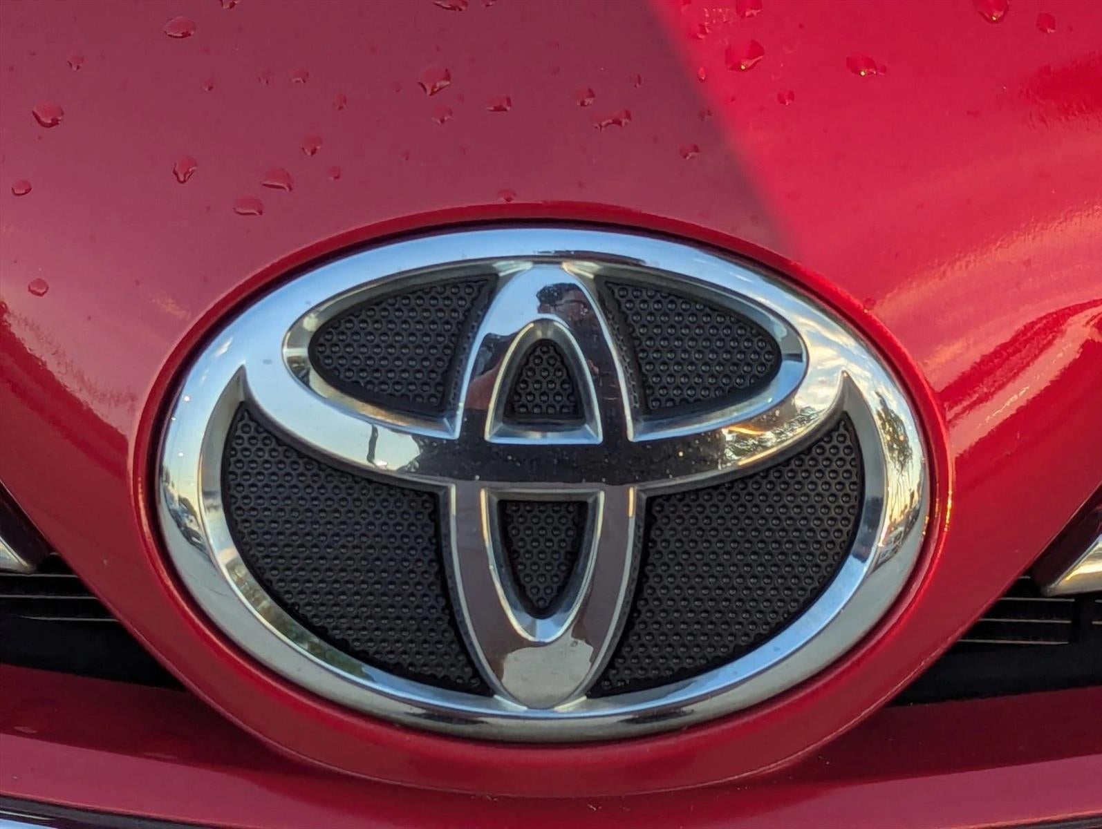 2013 Toyota Corolla 4dr Sdn Auto LE (Natl)