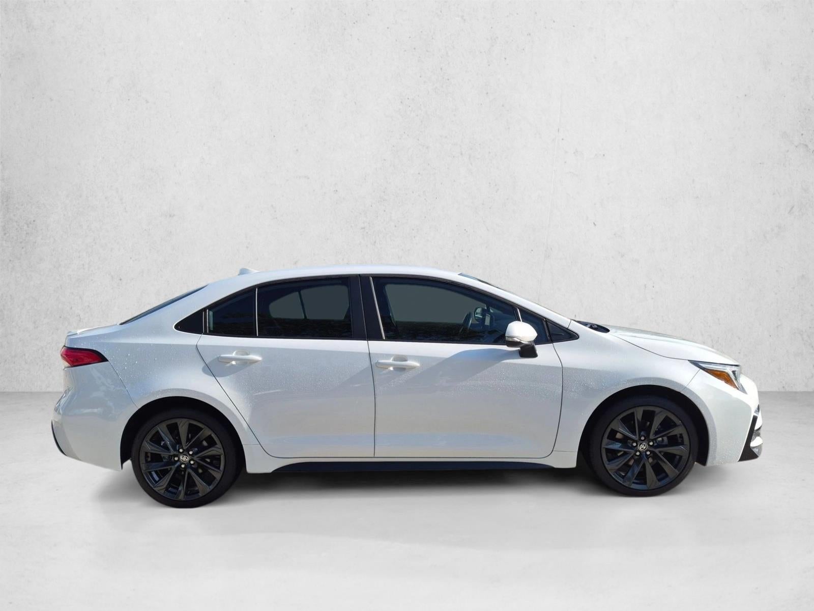 2023 Toyota Corolla SE CVT (Natl)