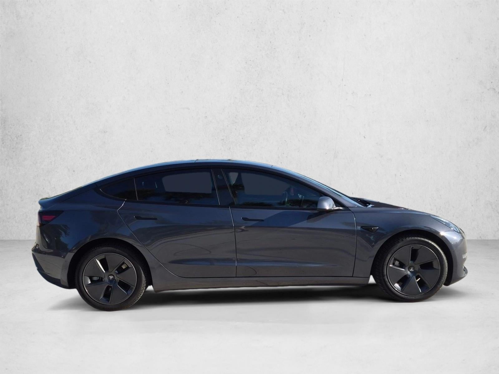 2022 Tesla Model 3 RWD