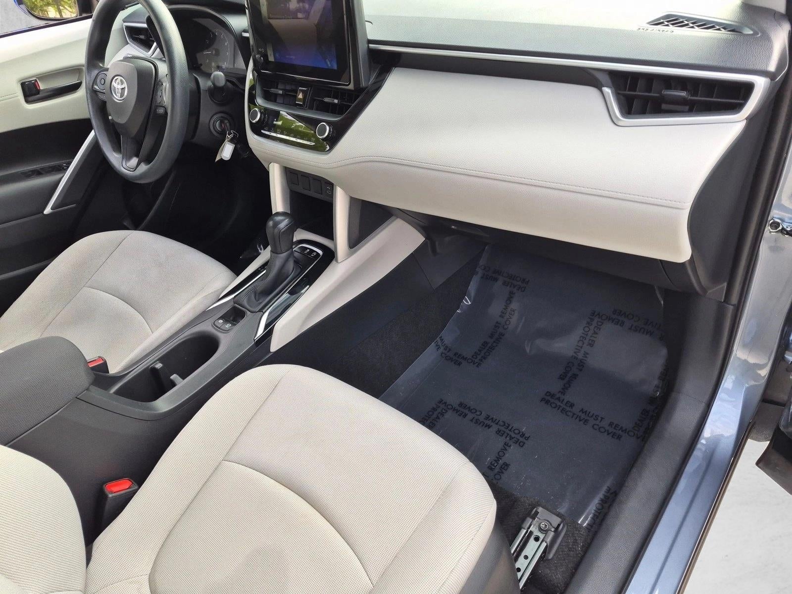 2023 Toyota Corolla Cross L 2WD (Natl)