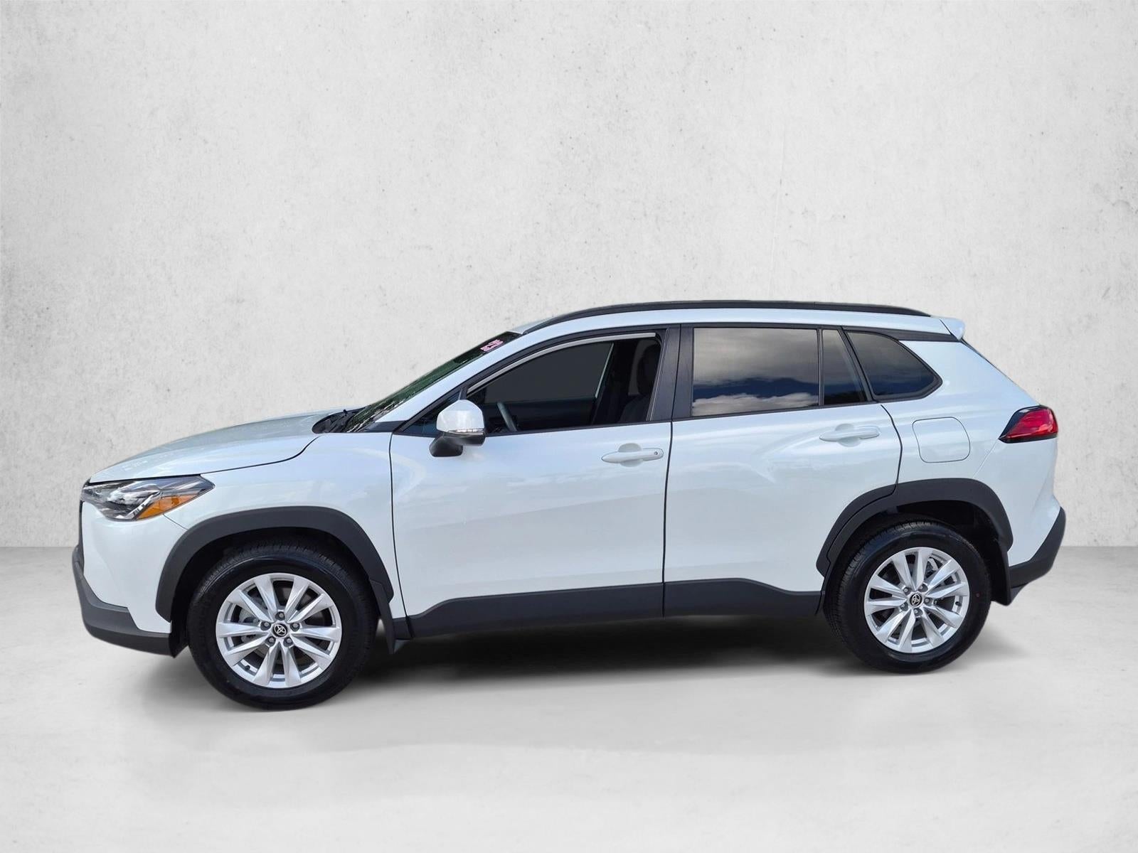 2023 Toyota Corolla Cross LE 2WD (Natl)