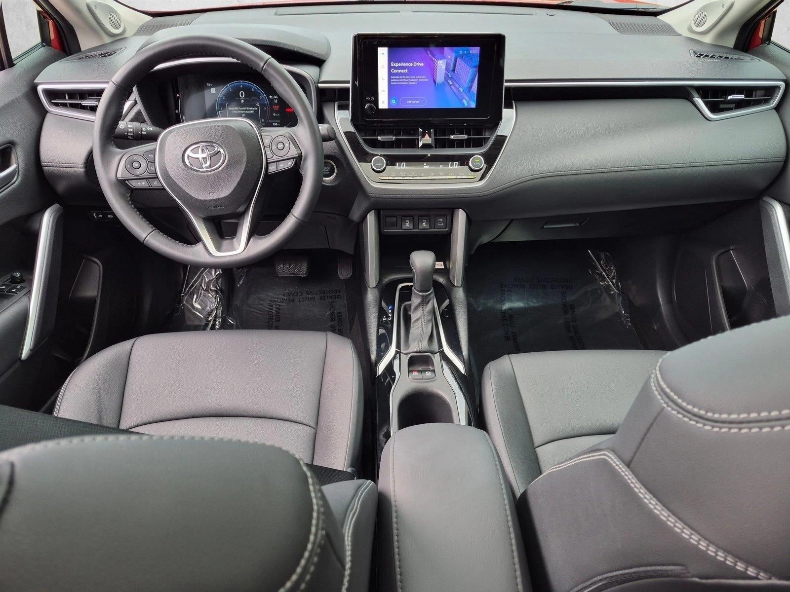 2023 Toyota Corolla Cross XLE 2WD (Natl)
