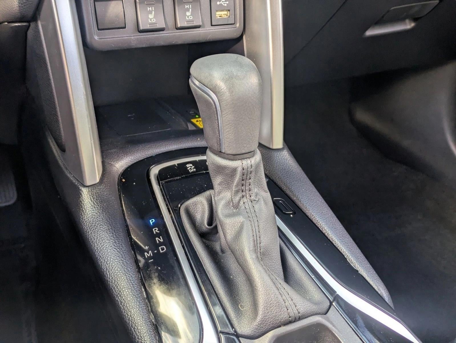 2022 Toyota Corolla Cross XLE 2WD (Natl)