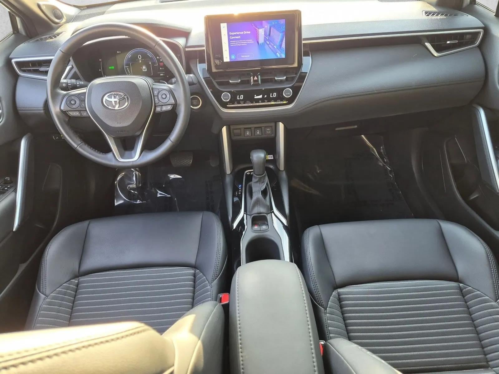 2023 Toyota Corolla Cross Hybrid XSE 4WD (Natl)