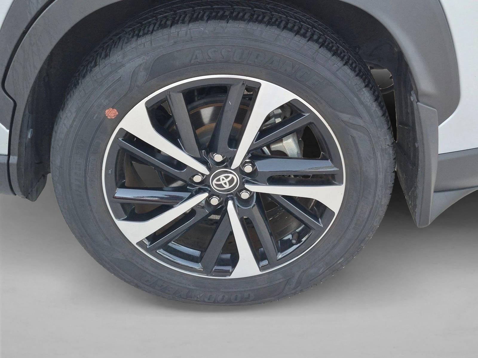 2023 Toyota Corolla Cross Hybrid XSE 4WD (Natl)