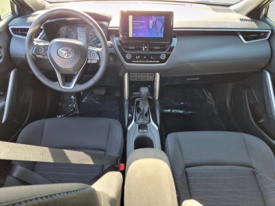 2025 Toyota Corolla Cross Hybrid SE 4WD (Natl)