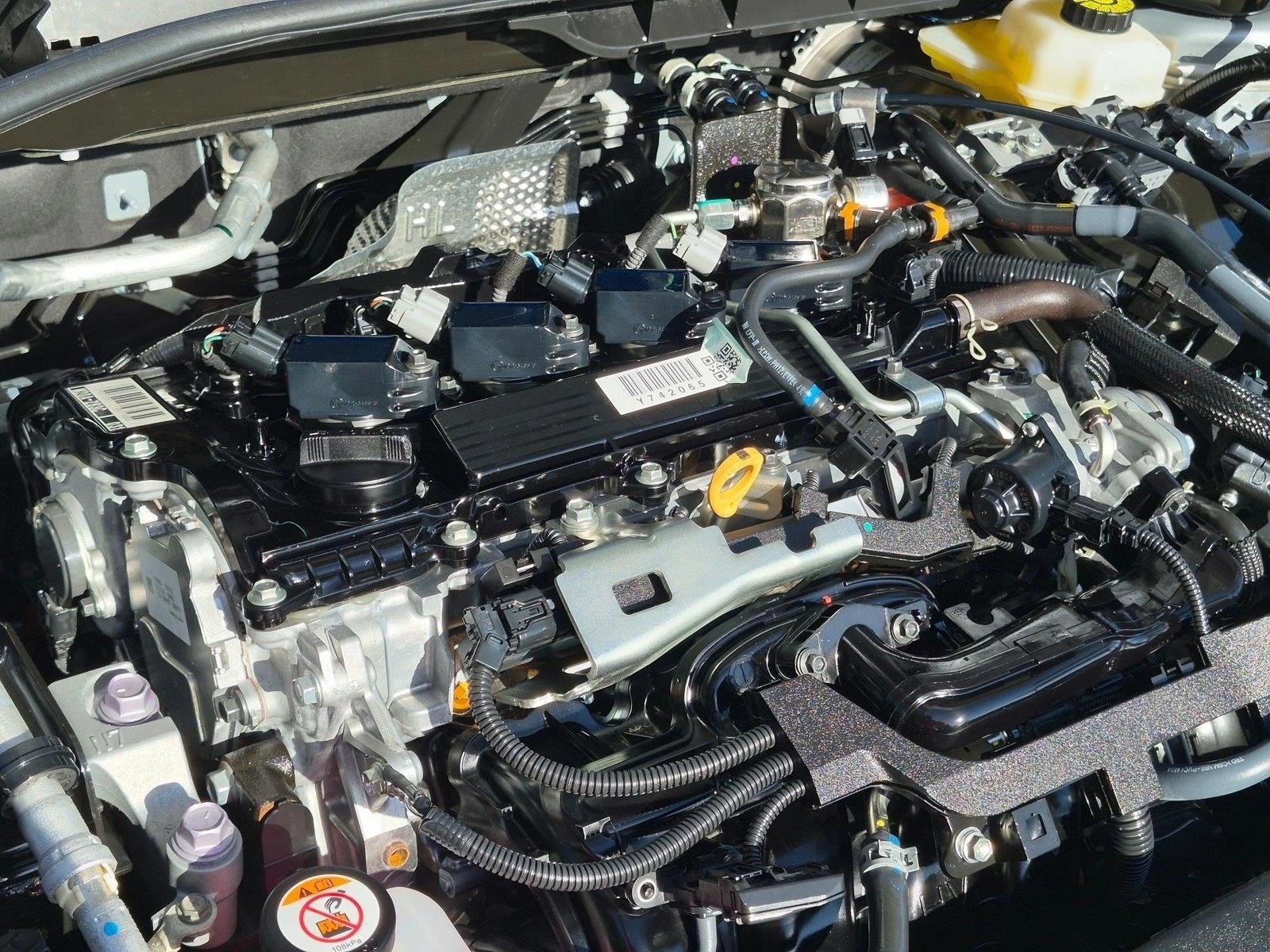 2025 Toyota Corolla Cross Hybrid SE 4WD (Natl)