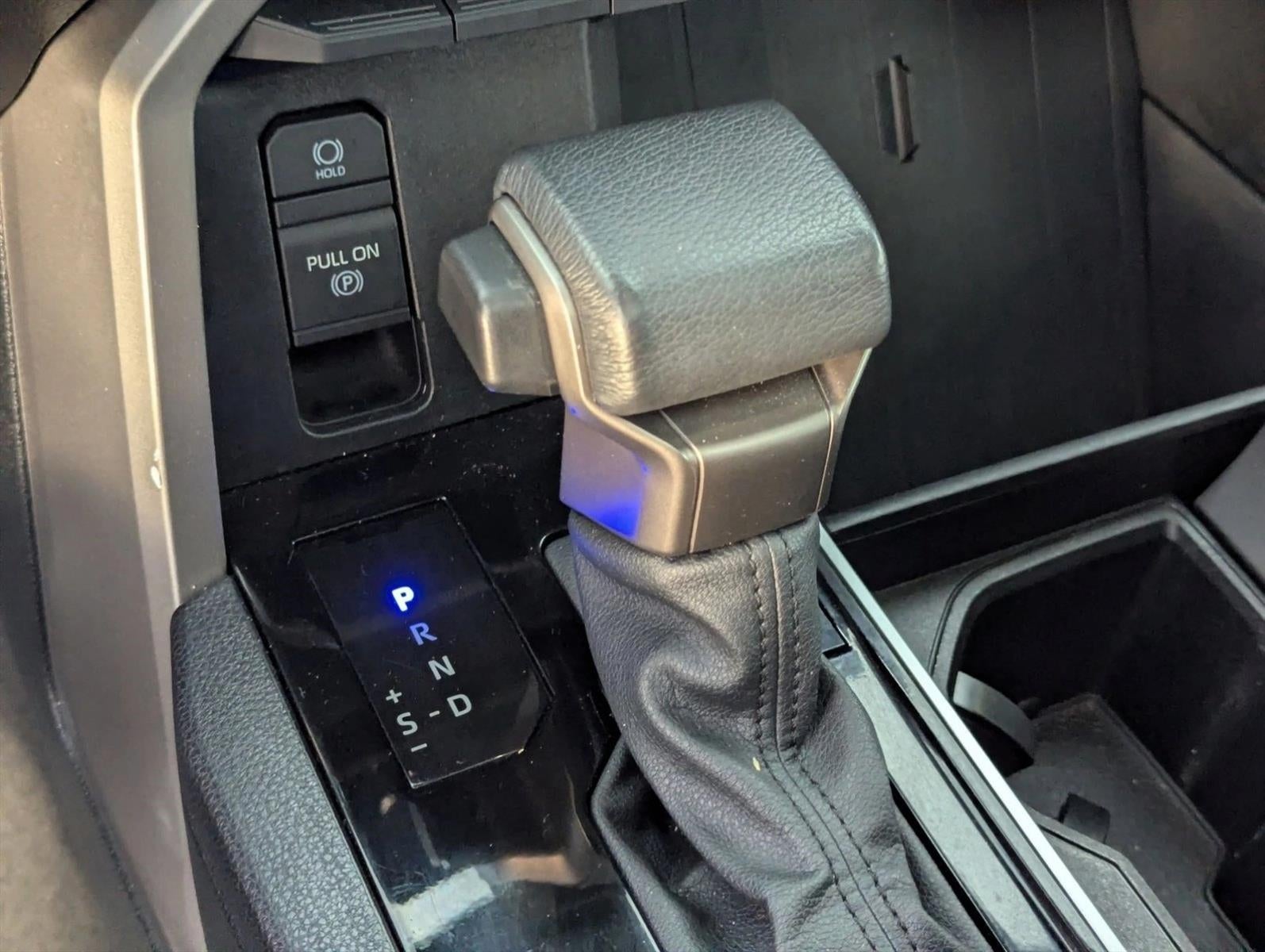 2025 Toyota Sequoia SR5 4WD (SE)