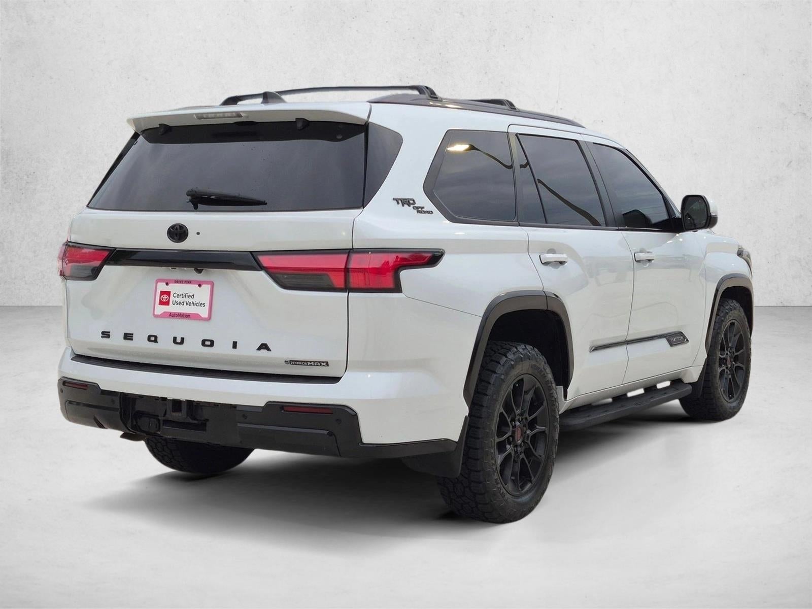 2025 Toyota Sequoia Platinum 4WD (Natl)