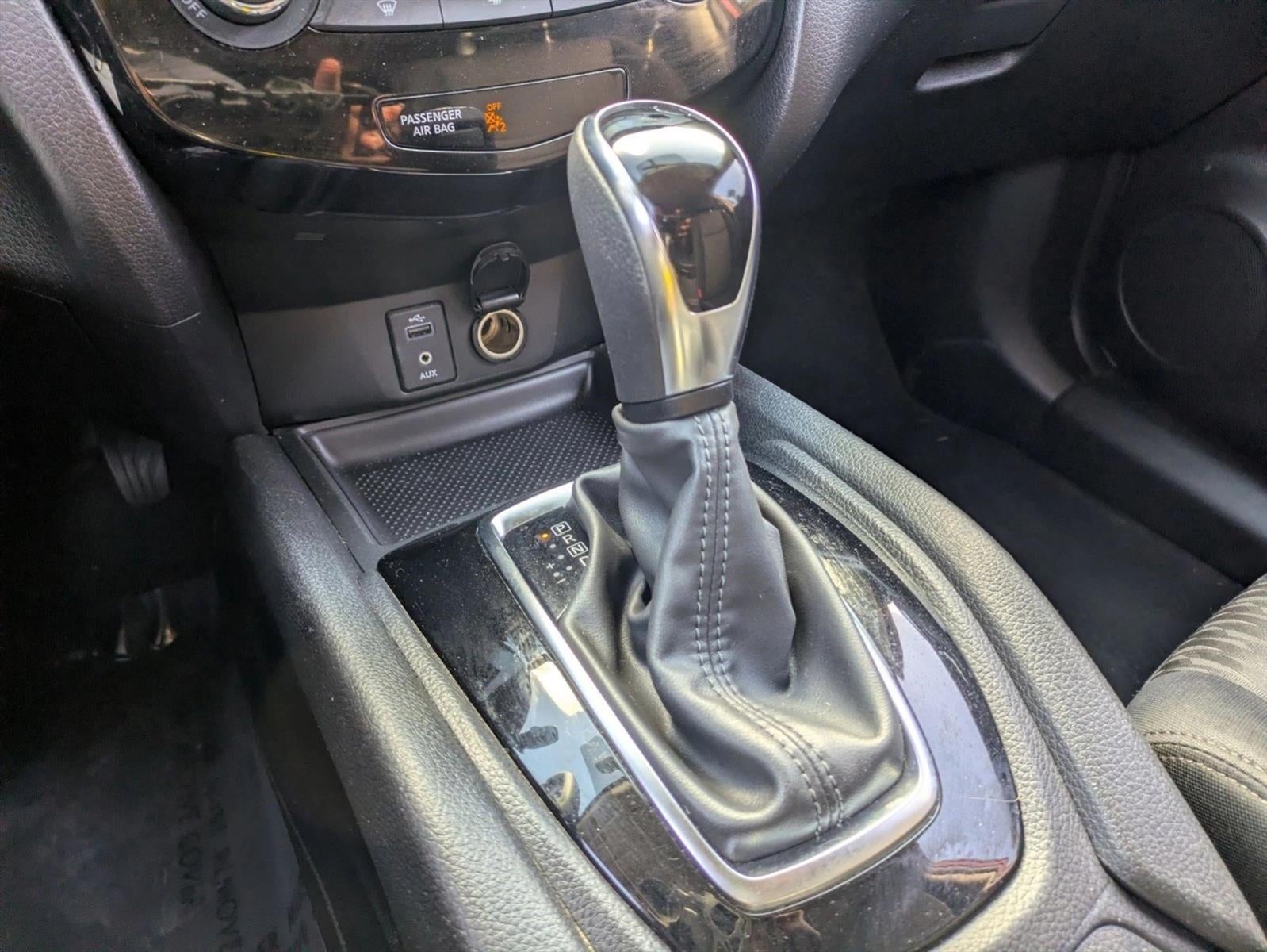 2017 Nissan Rogue FWD S