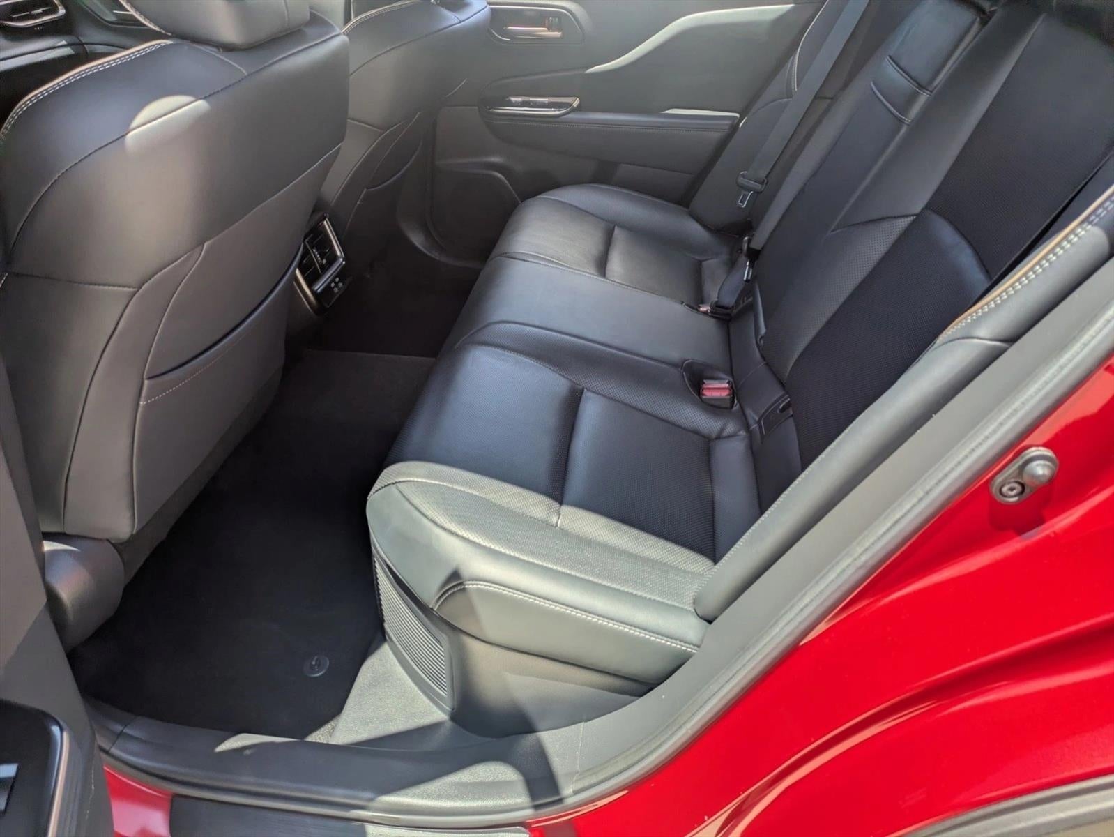 2024 Toyota Crown Limited AWD (Natl)