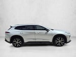 2025 Toyota Crown Signia XLE AWD (Natl)